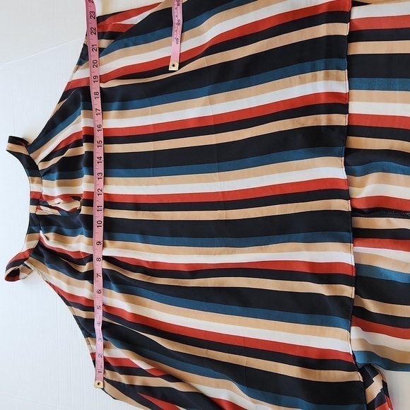 Torrid Georgette Goddess Multi-Stripe Keyhole Cut-out High-Low Sleeveles… - Picture 10 of 12